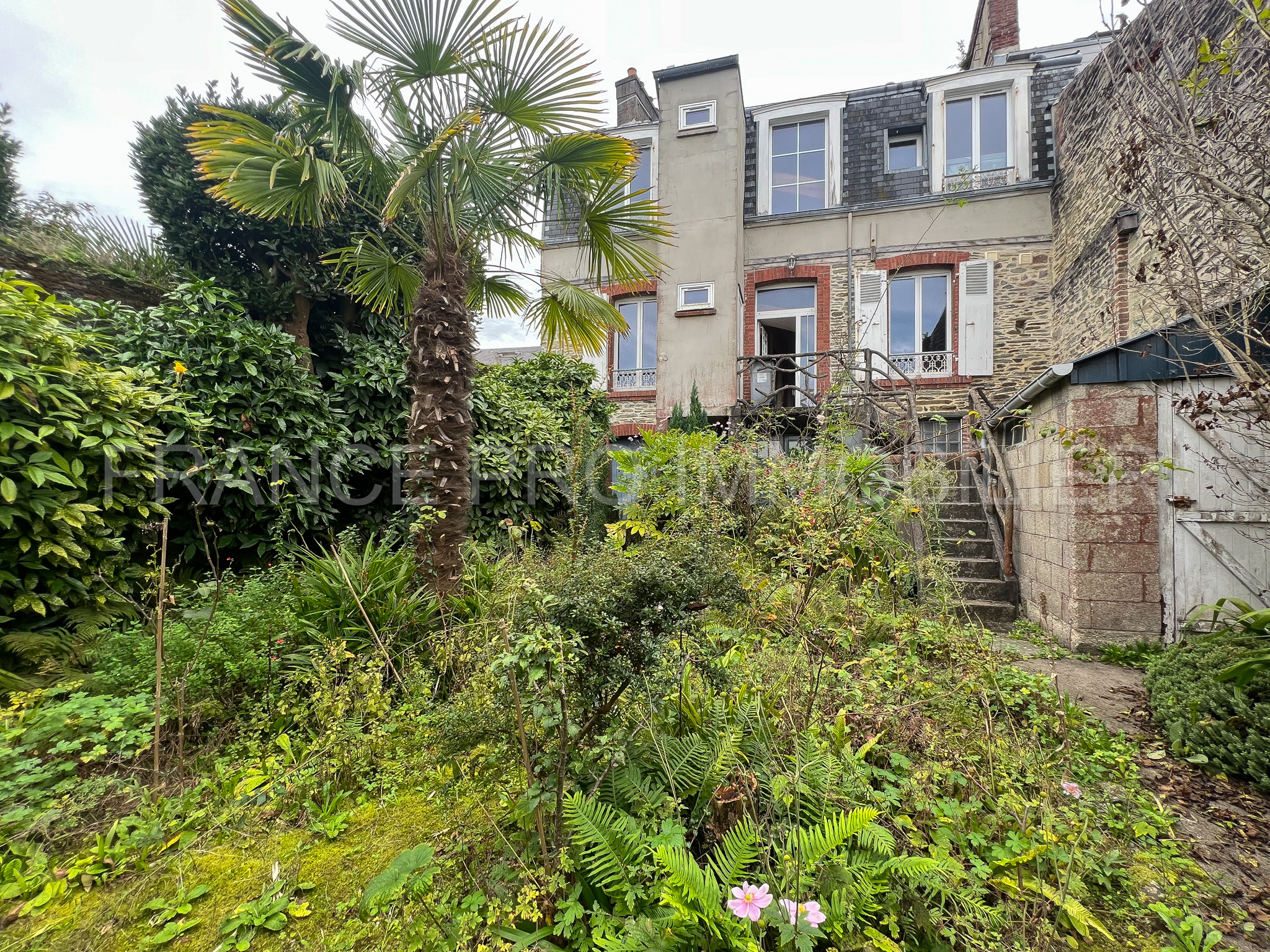 Vente Maison 141m² 8 Pièces à Cherbourg-en-Cotentin (50100) - France Pro Immobilier